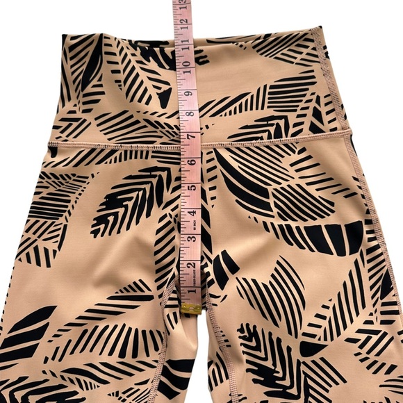aerie Sz S Women's Beige Chill Play Move Palm Leaf Print 7/8 Legging - Picture 6 of 9
